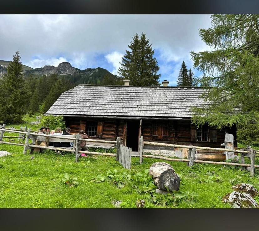 Wengerwirt Zur Laube Bed & Breakfast Weng im Gesause Exterior photo